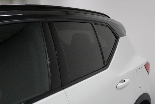 Volvo XC40 Recharge P8 AWD R-Design | STOEL+STUUR/VERW | CAMERA | PDC-V/A | CLIMA | NAVIGATIE | E-KLEP | LED |