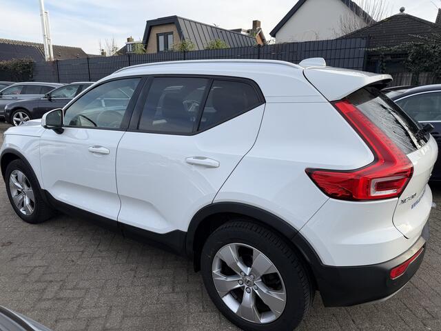 Volvo XC40 1.5 T3 Inscription XENON/LEDER/CLIMA