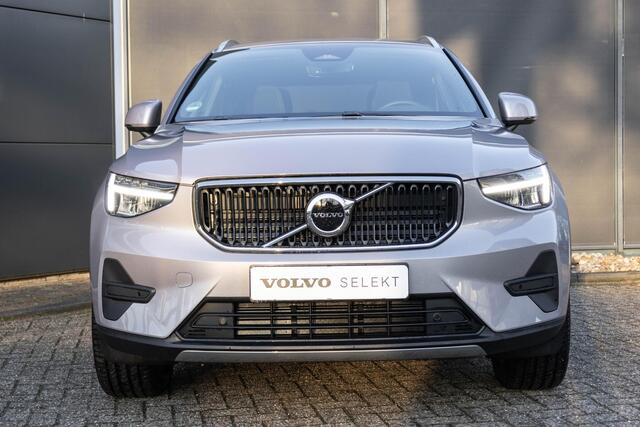 Volvo XC40 B3 Automaat Essential Edition | Verwarmbare voorstoelen | Verwarmbaar stuurwiel | Premium audio by Harman Kardon | 18 inch Lichtmetalen velgen | Alarmklasse 3