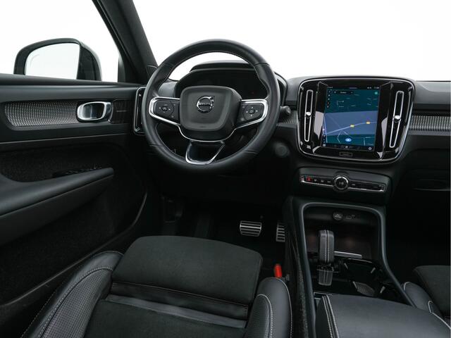 Volvo XC40 Recharge P8 AWD R-Design [ 3-Fase ] {SOH-90%} (INCL-BTW) Aut. *PANO | LEATHER-ALCANTARA | ADAPTIVE-CRUISE | DIGI-COCKPIT | FULL-LED | HARMAN/KARDON | CAMERA | NAVI-FULLMAP | ECC | PDC | KEYLESS | HEATED-SPORTSEATS | TOWBAR | 20''ALU*