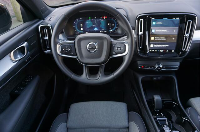 Volvo XC40 2.0 B3 Plus Black Edition Trekhaak