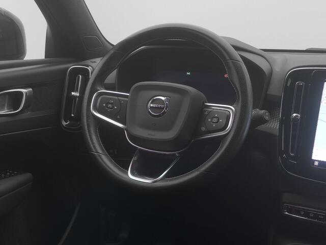 Volvo XC40 Recharge P8 AWD R-Design | ADAPTIVE | KEYLESS | STOEL- EN STUURVERW. | TREKHAAK