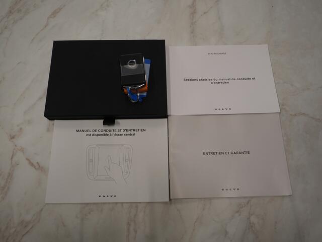 Volvo XC40 1.5 T5 Plug-in hybrid Ultimate Dark | Panoramadak | Harman/Kardon | Pilot Assist | Camera | BLIS | Keyless | Carplay