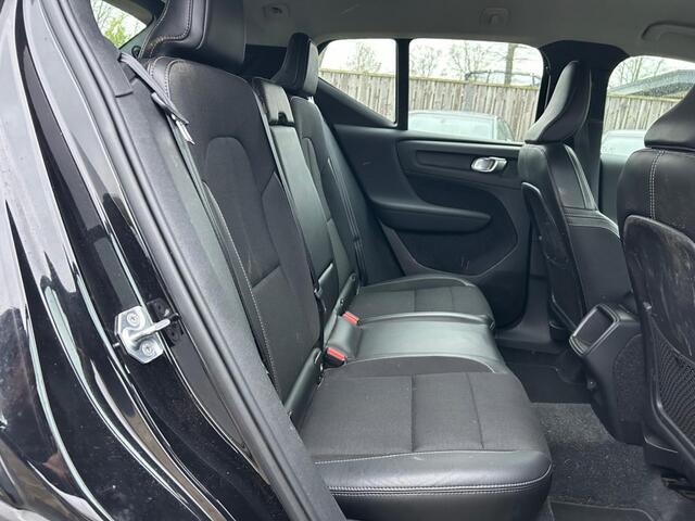 Volvo XC40 1.5 T3 MOMENTUM PRO, LED, Cruise, Camera, AUT