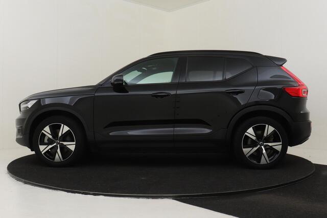 Volvo XC40 RECHARGE P8 AWD R-DESIGN -PANO.DAK|LEDER|HARMAN/KARDON|WARMTEPOMP|360°CAM|PRIVACY.GLAS