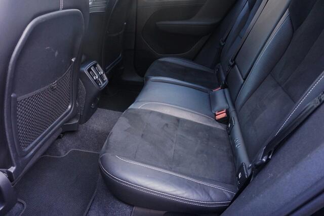 Volvo XC40 2.0 T4 AWD R-Design panodak/20 Inch!