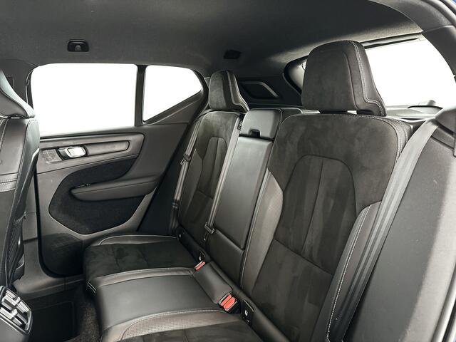 Volvo XC40 Recharge P8 AWD R-Design | Parkeercamera | Stoel- en Stuurverwarming | Getint glas