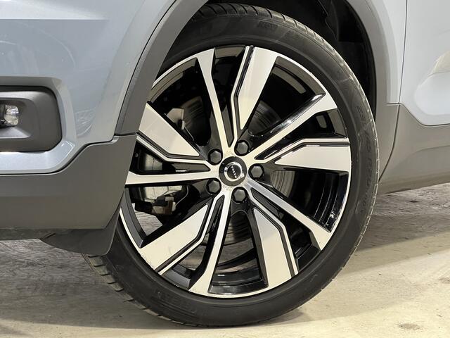 Volvo XC40 Recharge P8 AWD R-Design | Navigatie/Android/Apple Carplay | LM Velgen 19" | Voorstoelen Verwarmd | Cruise Control Adaptief | Airco |