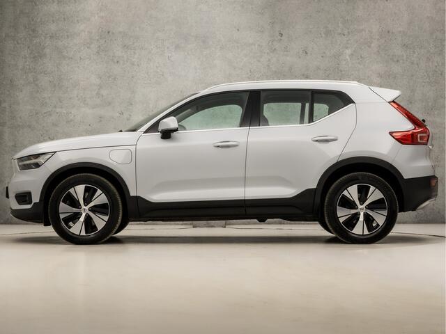 Volvo XC40 1.5 T5 Recharge Inscription Automaat 262Pk (APPLE CARPLAY, GROOT NAVI, CAMERA, LM VELGEN, SPORTSTOELEN, NIEUWE APK, NIEUWSTAAT)
