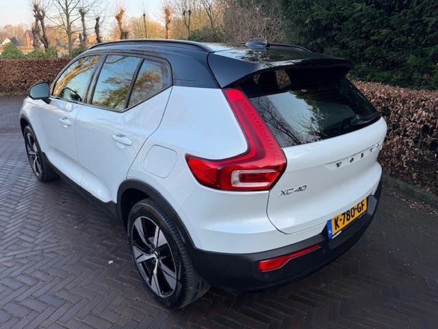 Volvo XC40 RECHARGE P8 AWD R-DESIGN WARMTEPOMP/HLEER/NAV/ACARPLAY/LED/FABRIEKSGARANTIE