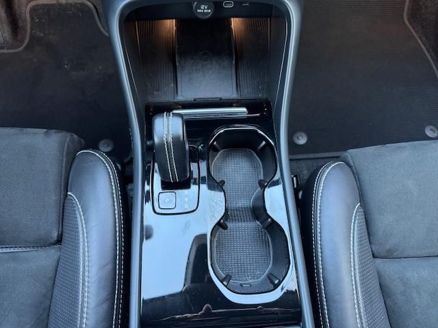 Volvo XC40 RECHARGE P8 AWD R-DESIGN WARMTEPOMP/HLEER/NAV/ACARPLAY/LED/FABRIEKSGARANTIE