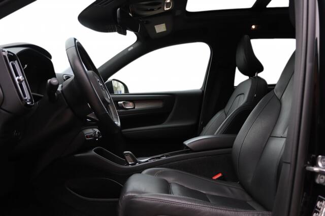 Volvo XC40 T5 R Design Recharge Plug-In Pano l Harman l Leder l Stoelverwar