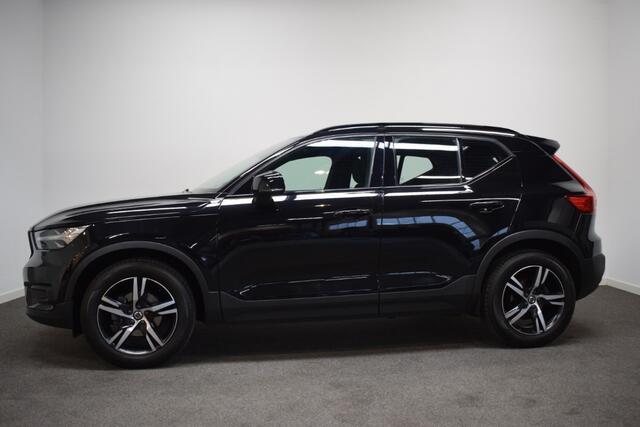 Volvo XC40 T3 163pk AUT8 R-Design/ Trekhaak 1600kg/ Pano dak/ 360 Camera/ Stoel &Stuurver./ Harman Kardon