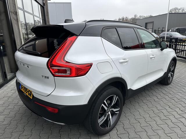 Volvo XC40 1.5 T3 R-Design Pano|Cam|Apple carplay