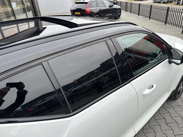 Volvo XC40 1.5 T3 R-Design Pano|Cam|Apple carplay