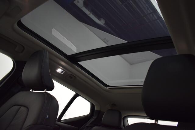 Volvo XC40 2.0 B3 163pk AUT7 Inscription Pano dak/ 360 Camera/ Stoel, Ruit & Stuurverw./ Harman Kardon