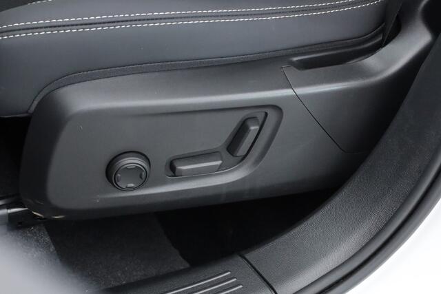 Volvo XC40 1.5 T5 Plug-in hybrid Ultimate Dark | Pano | Adapt. Cruise | 360cam | Stoel- Stuurverw. | Elek. Stoelen | H&K Audio