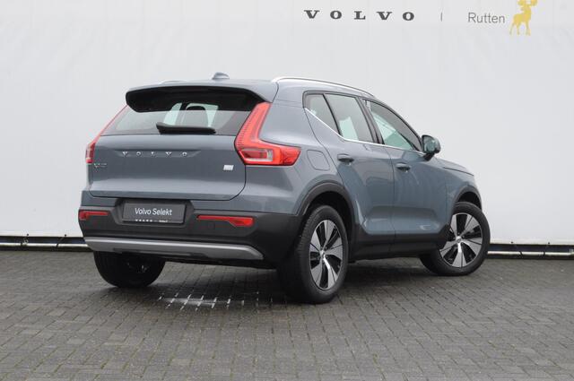 Volvo XC40 T4 211PK Automaat Recharge Inscription Expression Adaptieve cruise control / Elektrische achterklep / keyless entry / parkeersensoren met camera / Apple carplay / Bluetooth / Elektrische stoelen met geheugen