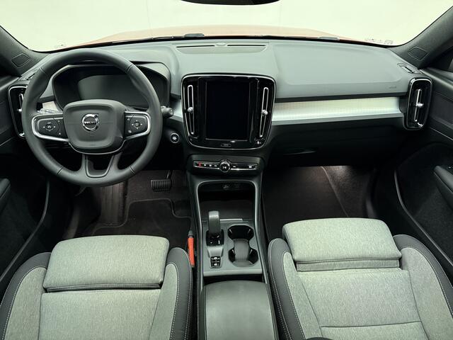 Volvo XC40 T5 262pk Inscription / Stoelverwarming / Camera / 19 inch / Zitting verlenging / Trekhaak /