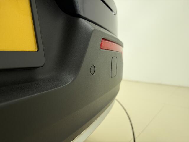 Volvo XC40 T5 262pk Business Pro / Panorama dak / Harman en Kardon audio / Stoel/- en stuurverwarming / Trekhaak /