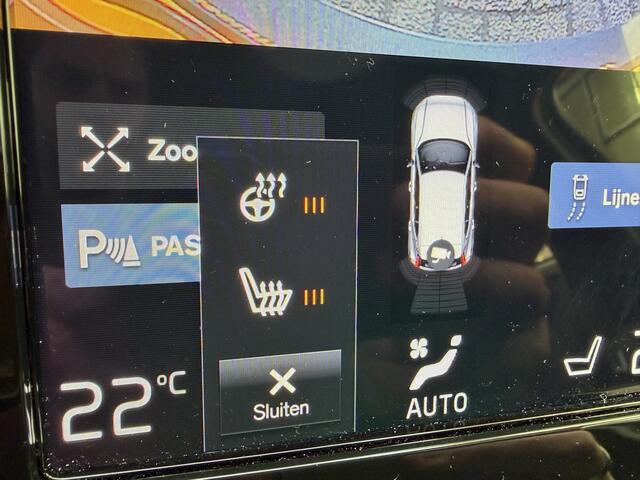 Volvo XC40 1.5 T4 Recharge Plus Dark Harman/kardon Achteruitrijcamera