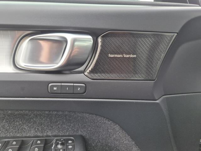 Volvo XC40 2.0 T4 Inscription Trekhaak/Leder/Camera etc.