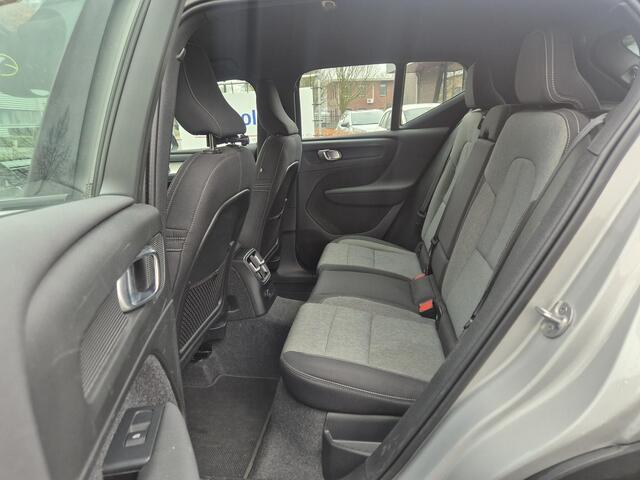 Volvo XC40 1.5 T4 Plug-in hybrid Plus Dark Camera/HarmanKardon/Carplay etc.