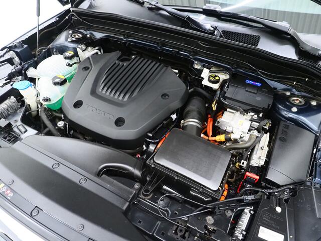 Volvo XC40 1.5 T5 Recharge Inscription | Panoramadak | Leder | Trekhaak | Pilot Assist | Harman/Kardon | 360 | Keyless