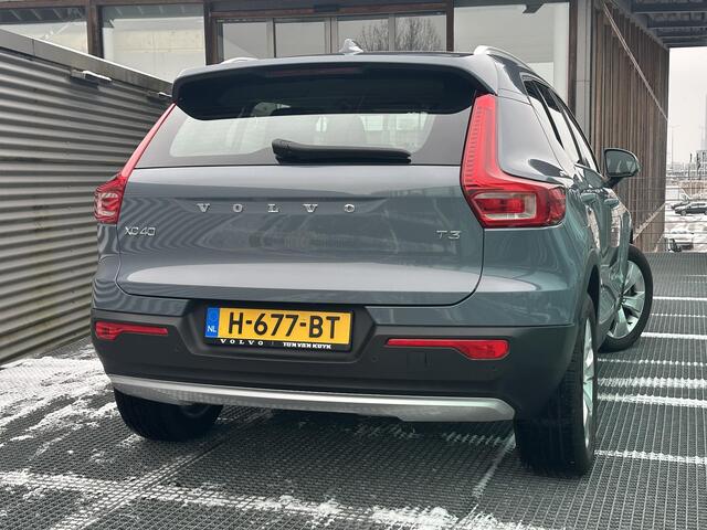 Volvo XC40 1.5 T3 Momentum Pro Automaat, Driver assist, Adaptive cruise, BLIS, Pilot assist, Trekhaak semi elektrisch, 18 inch wielen, Parkeercamera achter, Park assist voor- en achter