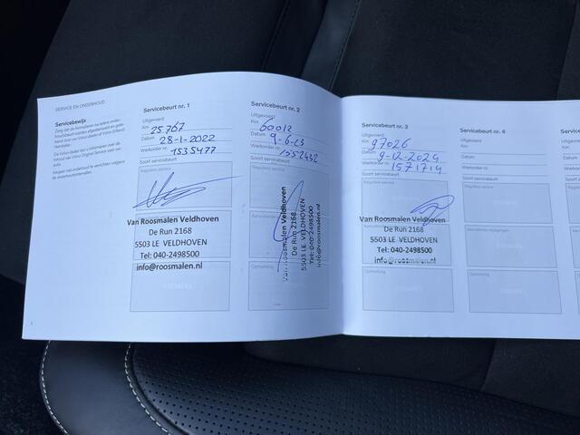 Volvo XC40 Recharge P8 AWD R-Design Automaat, Trekhaak semi elektrisch inklapbaar, Warmtepomp, Driver assist, BLIS, Adaptive cruise, Stoelverwarming voor- en achter, Stuurverwarming, Elektrisch verstelbare stoelen