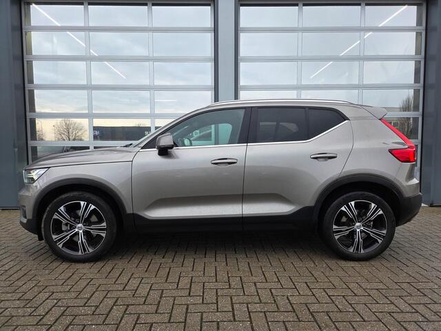 Volvo XC40 2.0 T4 Inscription | Harman Kardon Audio | Schuif-/Kanteldak | Keyless | Stoelverwaming | BLIS | Parkeersensoren V+A |