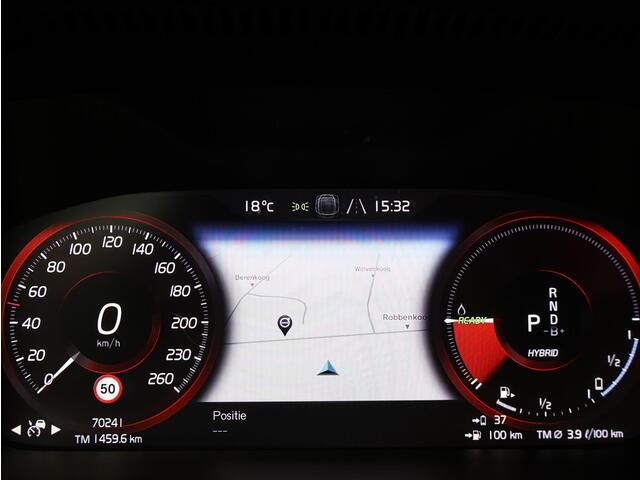 Volvo XC40 T4 Recharge R-Design / Trekhaak / Stoel+stuurwielverwarming / Park assist v+a+camera