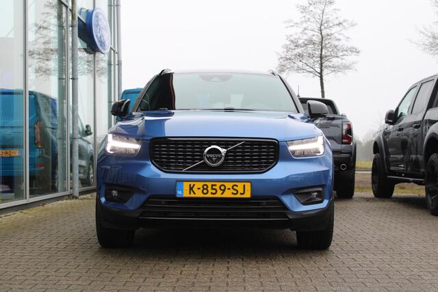 Volvo XC40 1.5 T5 Recharge R-Design | Harman/Kardon | Adaptive Cruise Control | Stoelverwarming | Panorama Dak | Camera | Navigatie | Lederen Bekleding | Electrische Klep |