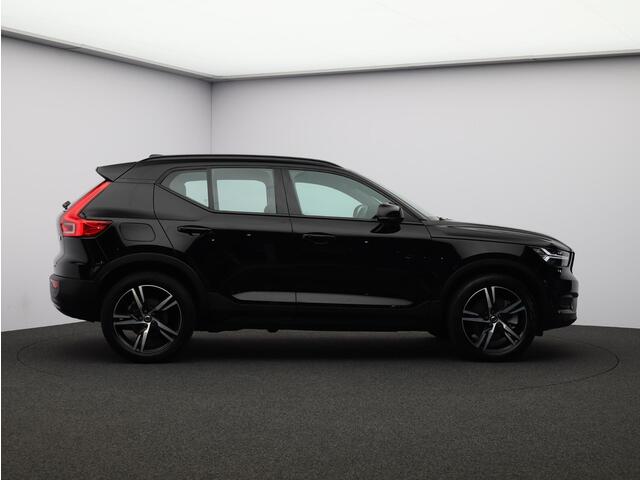 Volvo XC40 T5 Recharge R-Design / Stoel+stuurwielverwarming / Park assist voor+achter+camera