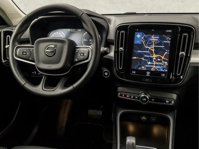 Volvo XC40 1.5 T5 Plug-in hybrid Inscription Automaat 262Pk (APPLE CARPLAY, GROOT NAVI, CAMERA, LEDER, MEMORY SEATS, LM VELGEN, NIEUWE APK, NIEUWSTAAT)