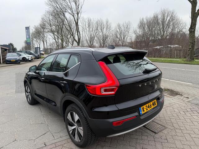 Volvo XC40 T5 Recharge Business Pro | Navigatie | Adaptieve Cruise Control | LED Koplampen | DAB | Trekhaak | Dodehoekdetectie | Park Assist | Camera | Volvo On Call | 18" LM