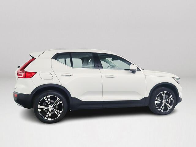 Volvo XC40 T4 Recharge Inscription | Parkeercamera | Stoel- en Stuurverwarming | Elektrisch verstelbare bestuurderstoel