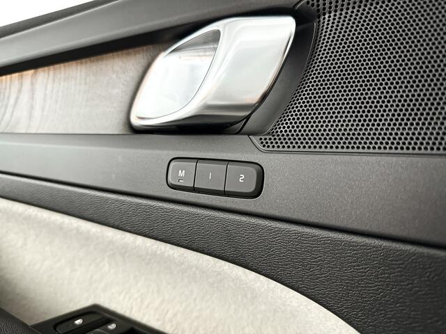 Volvo XC40 T4 Recharge Inscription | Parkeercamera | Stoel- en Stuurverwarming | Elektrisch verstelbare bestuurderstoel