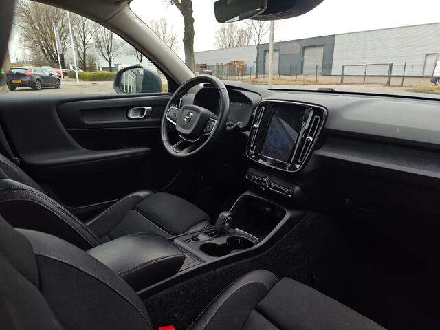 Volvo XC40 T4 Momentum | Rijklaarprijs | Intelli Safe |