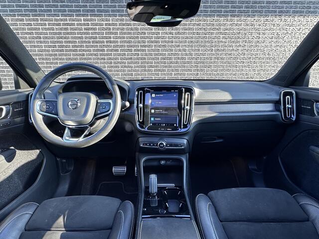 Volvo XC40 Recharge P8 AWD R-Design | Panoramadak | 360 Camera | Navigatie