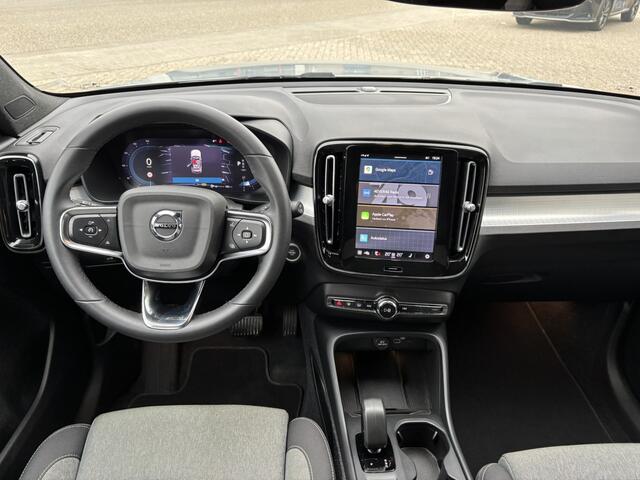 Volvo XC40 2.0 B3 Core / Stoel & Stuurverwarming / Trekhaak Elektrisch Wegklapbaar / Google Maps Navi /