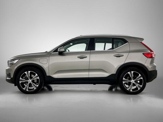 Volvo XC40 T5 180PK Hybride SOH 91% Inscription / Panoramadak / Leder / Trekhaak / airco-ecc./ Stuurverwarming / Navigatie / Apk 10-2026