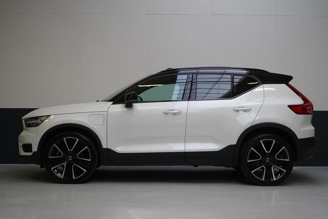 Volvo XC40 1.5 T4 Recharge R-Design | Leder | Panoramadak | Trekhaak | Camera | Lm velgen