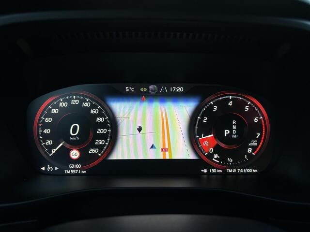 Volvo XC40 2.0 T4 Momentum Pro / Trekhaak / Voorstoelen verwarmd / Camera achter / Harman Kardon / Carplay / Android Auto / Elek. achetrklep /