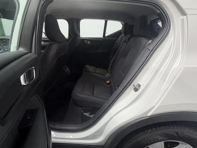 Volvo XC40 1.5 T3 Momentum Pro