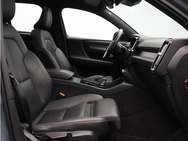 Volvo XC40 Recharge P8 AWD R-Design / Pan/ dak / 360 camera / Harman Kardon / Stoel+stuurwielverwarming