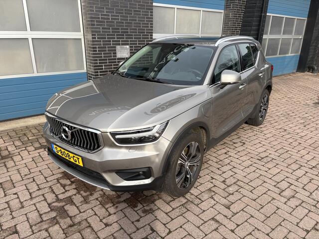 Volvo XC40 1.5 T5 Recharge Inscription, pano, leder