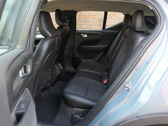 Volvo XC40 1.5 T3 AUT Momentum Pro 12MND garantie / Pilot assist / DAB+ / C