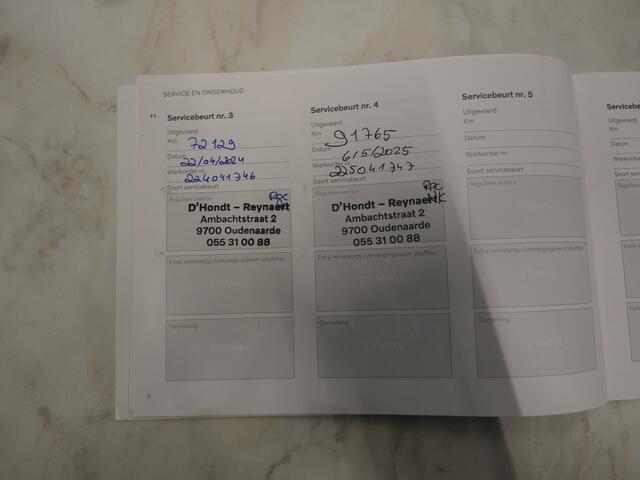 Volvo XC40 1.5 T5 Recharge R-Design Full Black | Camera | Keyless | Virtual | DAB | Climate | Zwarte Hemel | Carplay