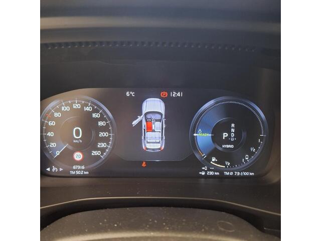 Volvo XC40 1.5 T5 Recharge R-Design PANO | H-LEER | MEMORY | NAVI | CLIMA